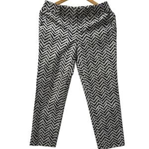Ann Tylor woman's black and white cotton pants